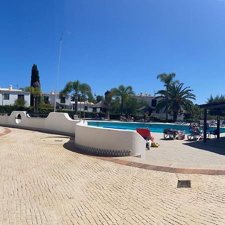 Апартаменты Albufeira Sao Rafael Family Apartament Экстерьер фото