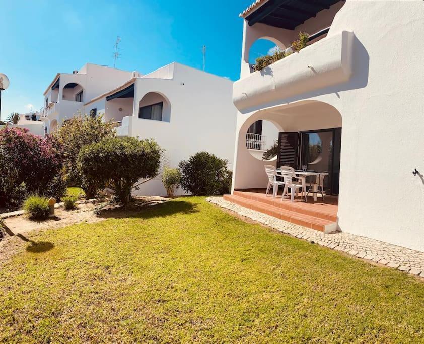 Апартаменты Albufeira Sao Rafael Family Apartament Экстерьер фото